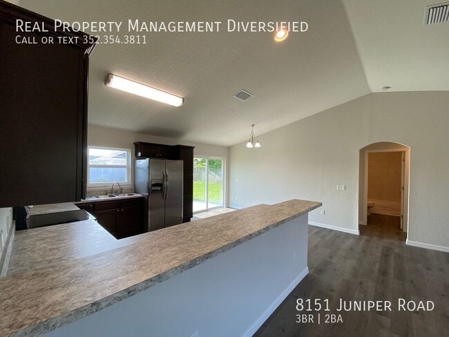 Building Photo - 8151 Juniper Rd