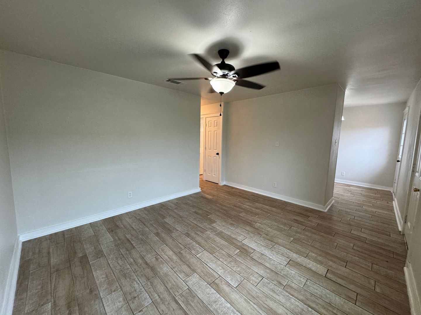 Building Photo - 2316 Andover Dr