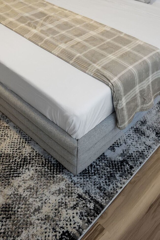 Building Photo - 8232 Concord Ln