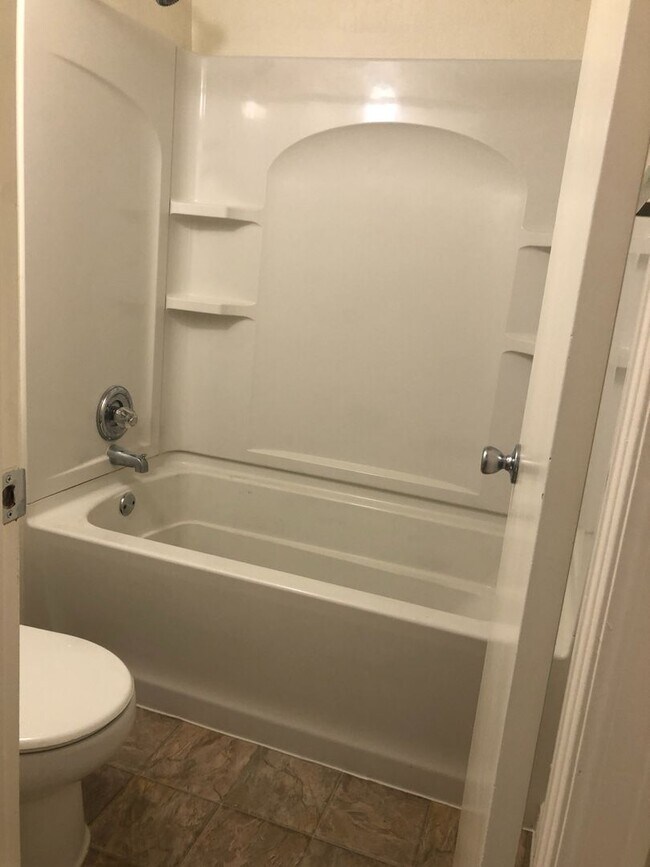 Building Photo - 2 bed/2 bath condo in Arvada