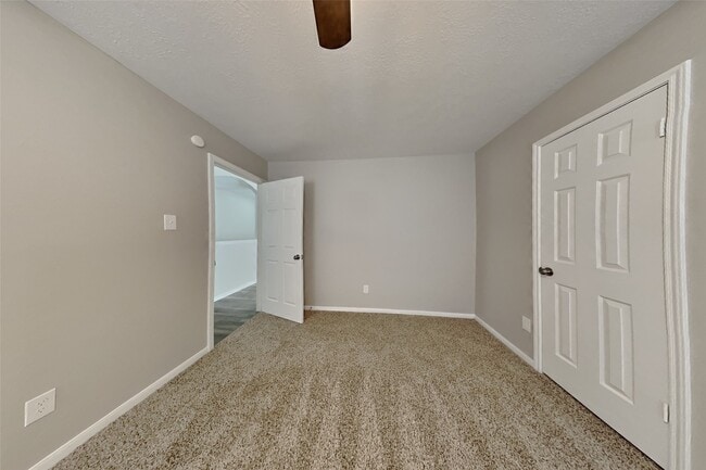 Building Photo - 18319 Harnett Dr