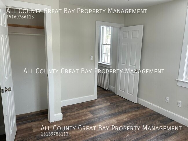 Building Photo - 37 Maplewood Rd