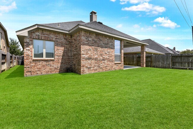 Building Photo - 2226 Falcon Brook Dr