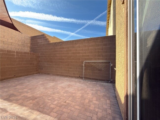 Building Photo - 208 Rocky Basin St