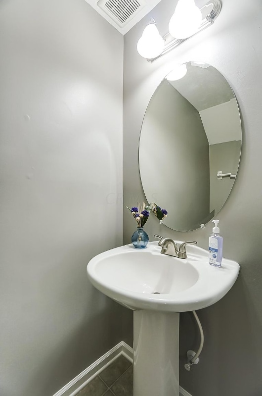 Building Photo - 5655 Chippewa Falls St