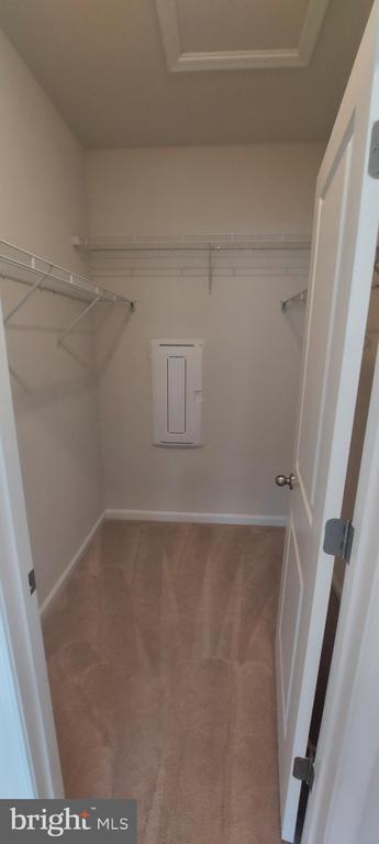 Building Photo - 2580 Hopton Ln