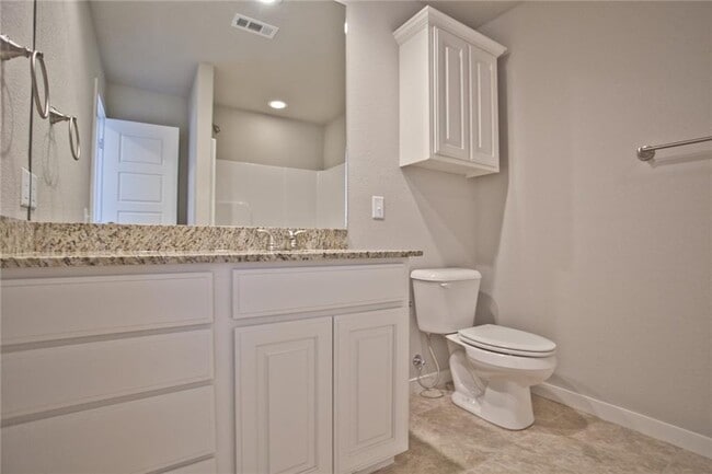Building Photo - 3811 SW Peachwood Dr
