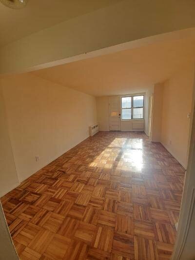 Building Photo - 94-20 59th Ave