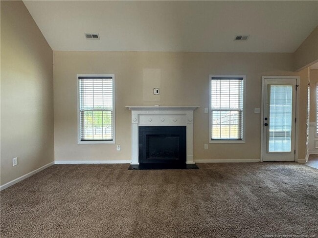 Building Photo - 134 Whitetail Ct