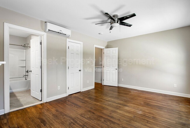 Building Photo - 1209 N 29th St