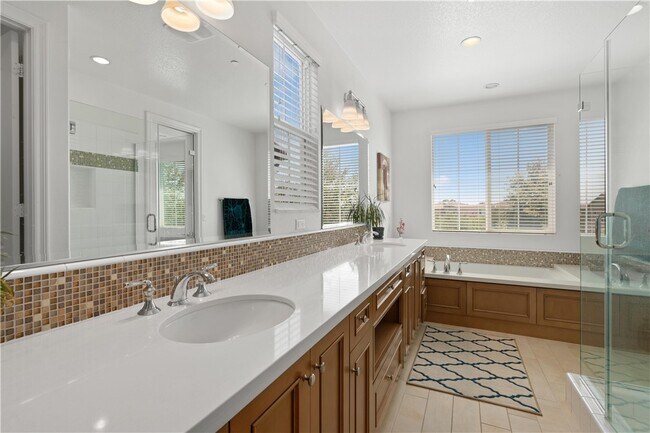 Building Photo - 109 Sabiosa