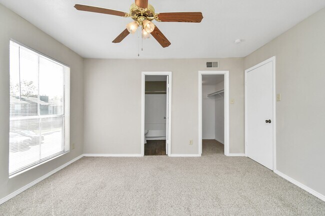 Building Photo - 7700 W Airport Blvd