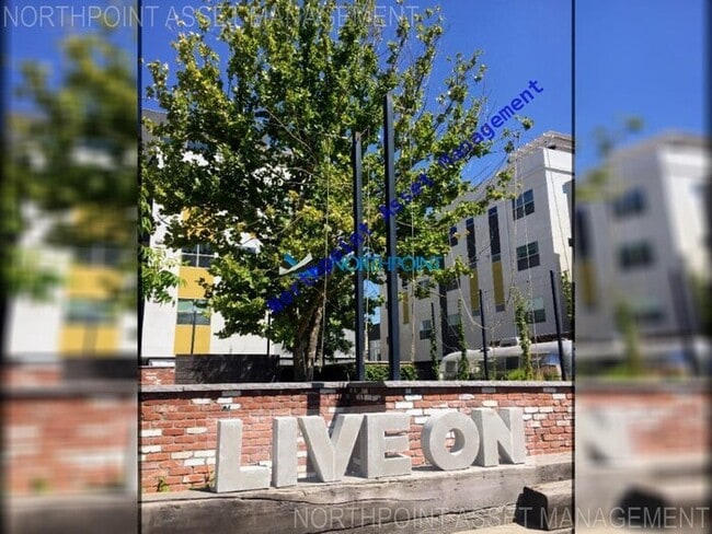 Building Photo - Fully Furnished 1-Bedroom Condo for Rent i...