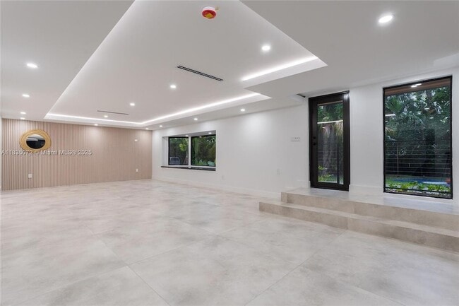 Building Photo - 6525 SW 133rd Dr