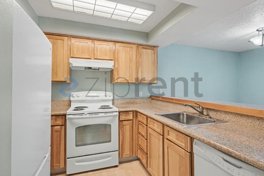 Building Photo - 14511 SW Grayling Ln