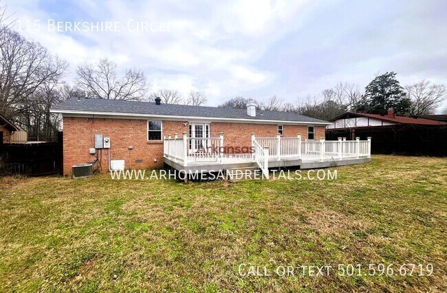 Building Photo - 115 Berkshire Cir