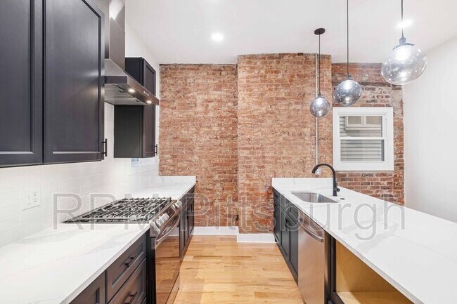Building Photo - 161 Morewood Ave