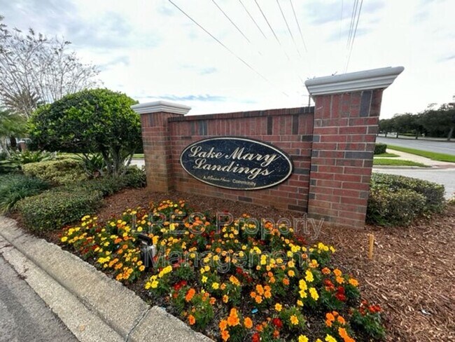 Building Photo - 314 Canyon Stone Cir