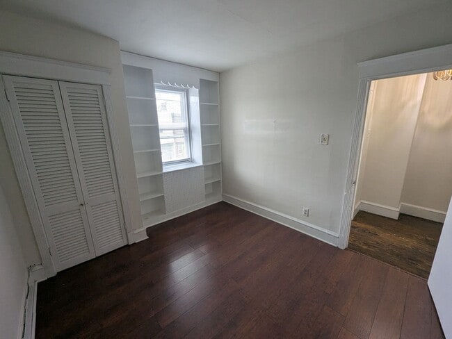 Building Photo - Front Porch Row - Overbrook Park