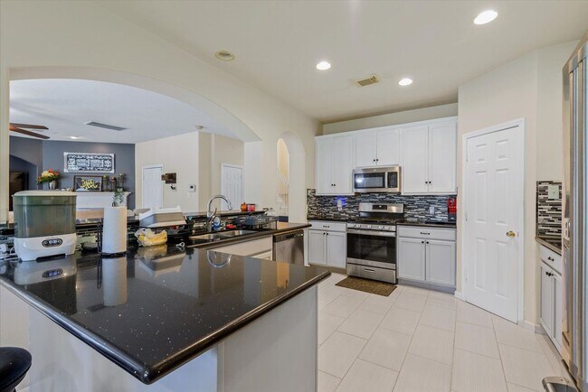 Building Photo - 3005 Diamond Bay Dr