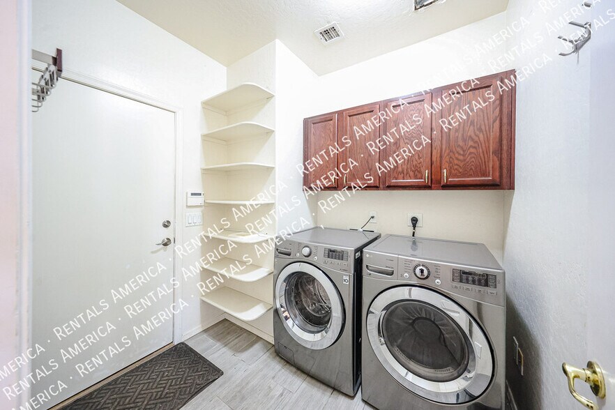 Building Photo - 4154 N Starry Pass Cir