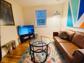 Building Photo - 3 Woodland Dr