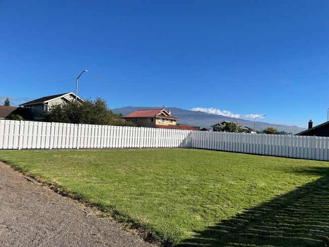 Building Photo - Pacheco, Evelyn (Kamalo'o)