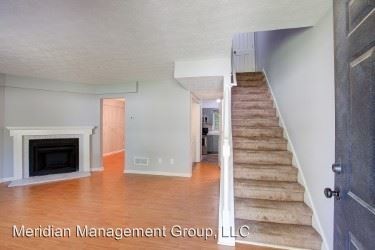 Building Photo - 800-851 Burns Walk Ct NW