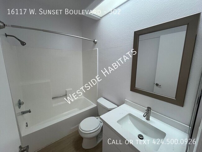 Building Photo - 16117 W Sunset Blvd
