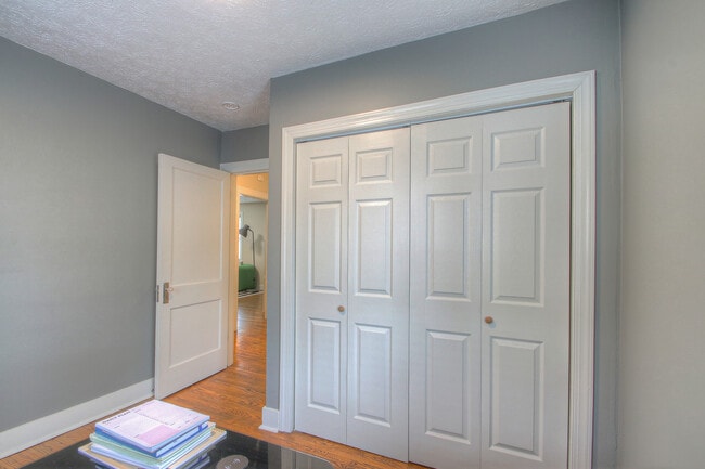 Building Photo - 1609A Cahal Ave