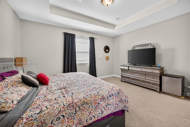 Building Photo - 379 NE 25th Terrace