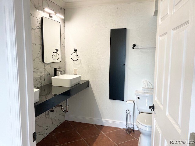 Building Photo - 373 NW 14th Pl