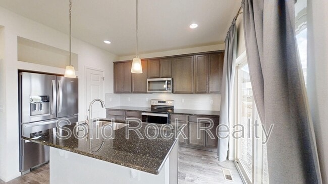 Building Photo - 6929 Green Stalk Cir