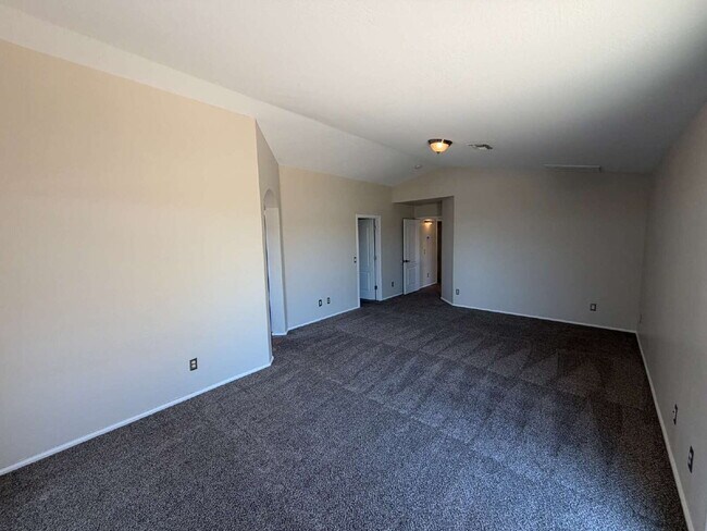 Building Photo - 38134 N Establo Dr