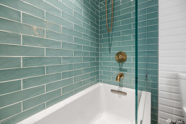 Building Photo - 1200 Gough St