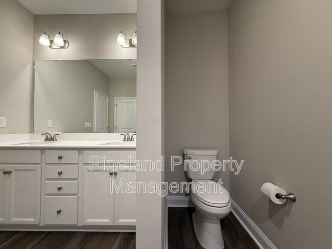 Building Photo - 4732 Mastercraft Ct