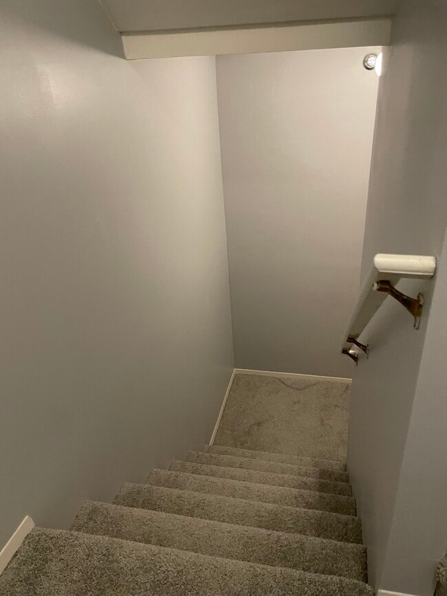 Building Photo - 23325 Cornerstone Village Dr