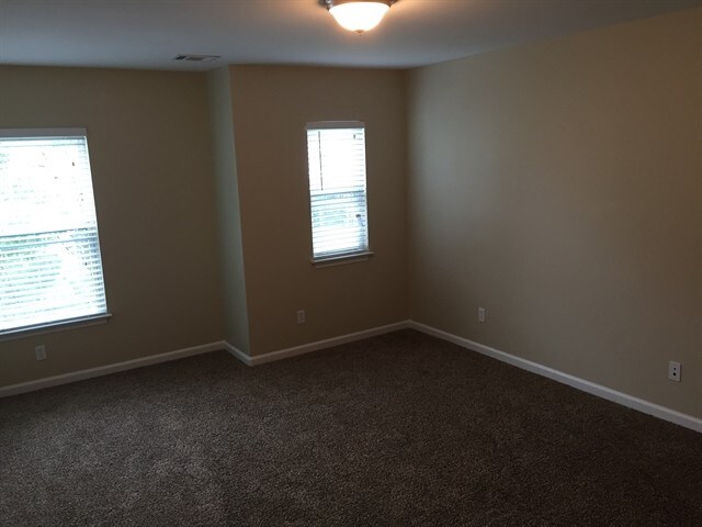 Building Photo - 21 Sago Palm Dr