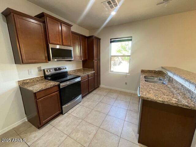 Building Photo - 7090 S 252nd Dr