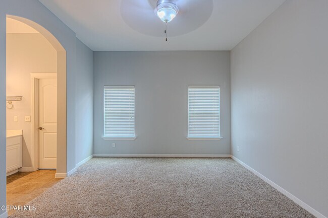 Building Photo - 3646 Grand Bahamas Dr