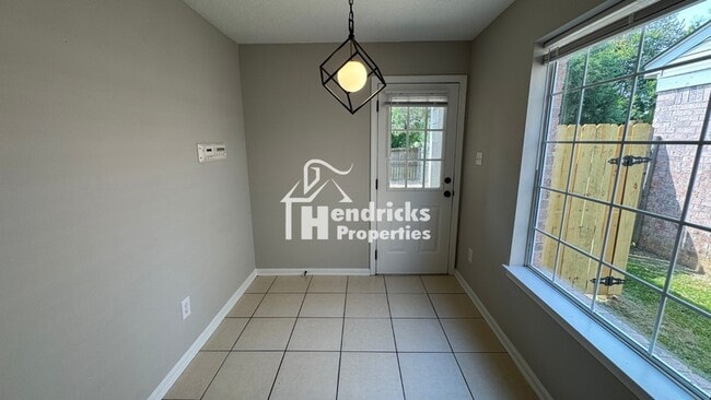 Building Photo - 7963 Marsha Woods Dr