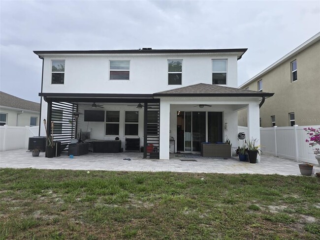 Building Photo - 8030 Praise Dr
