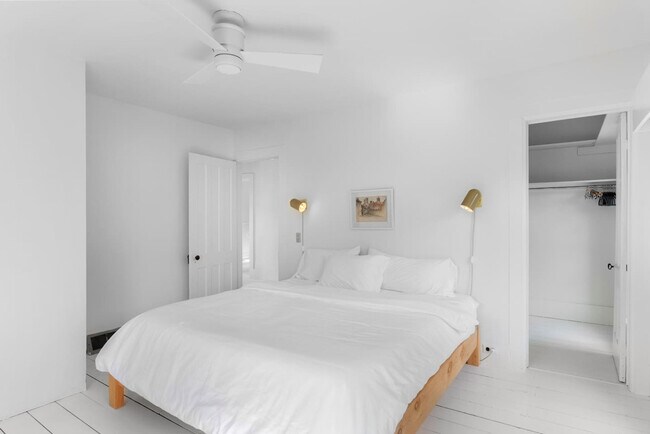 Building Photo - 1915 County Hwy 6