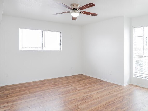 Building Photo - 8323 Wilcrest Dr