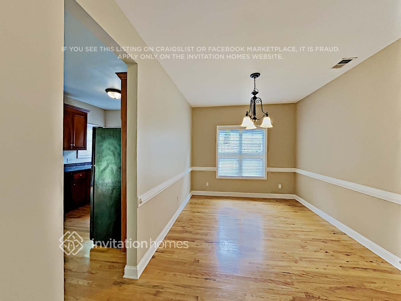 Building Photo - 658 Royal Crest Ct