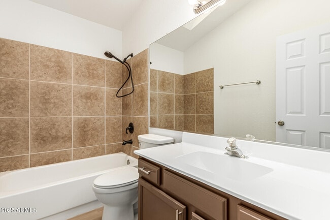 Building Photo - 768 S Martinique Dr