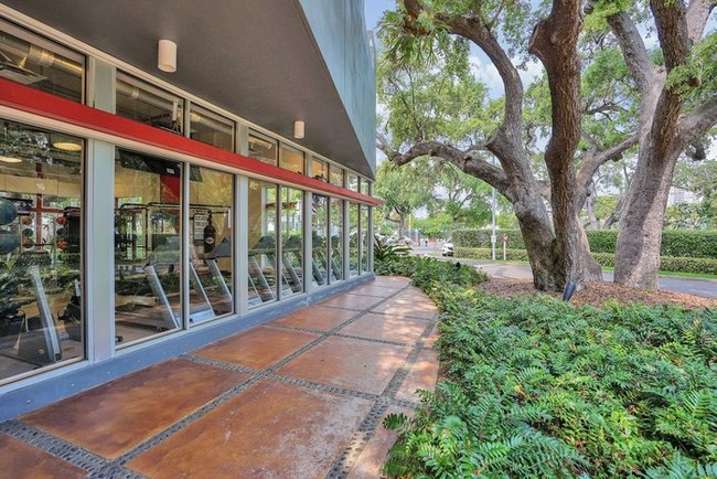 Building Photo - Nirvana Water Front Guard Gated Community