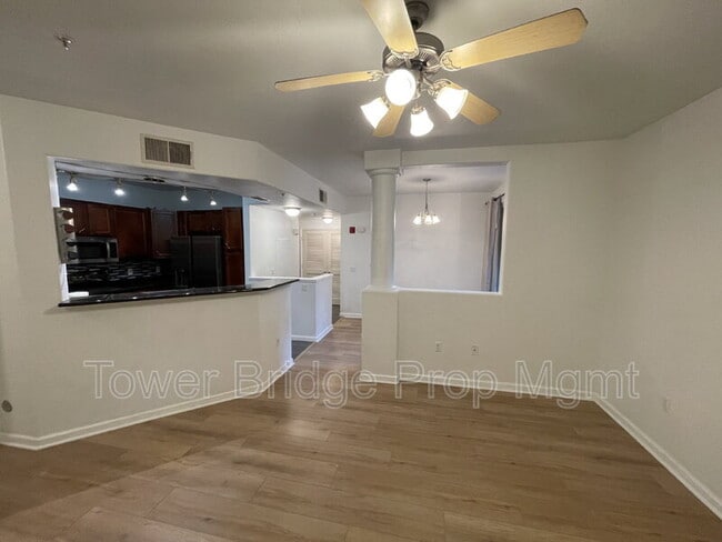 Building Photo - 1900 Danbrook Dr