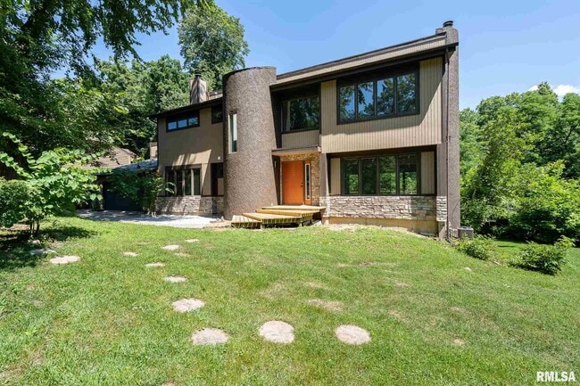 Primary Photo - 29 Wildwood Dr