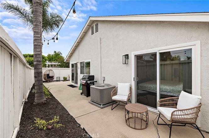 Building Photo - 31996 Lazy Glen Ln